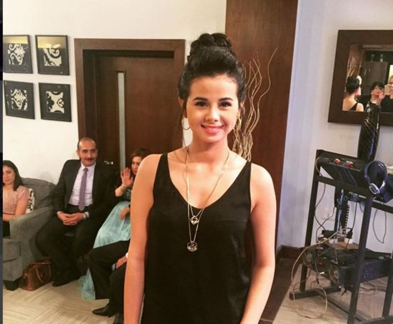 صورة منة عرفة على انستقرام تثير دهشة جمهورها لصعوبة التعرف عليها